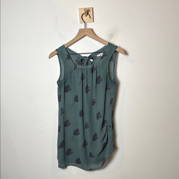 Cabi Women’s Tulip Tunic with a Back Tie Blouse Top Tank Top Sheer size XS - Picture 1 of 8